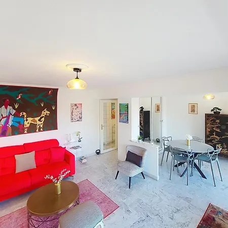 Nestor&jeeves - La Nissarde Terrasse - Center *