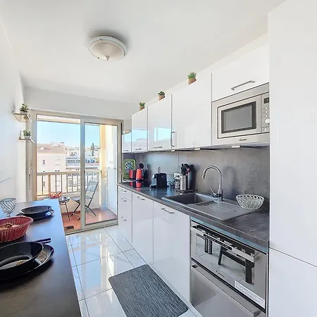 Nestor&jeeves - La Nissarde Terrasse - Center * Νίκαια